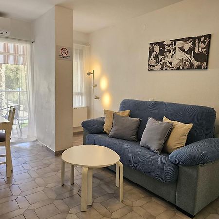 Apartamento Entero, Enormes Piscinas, Terraza Y Playa Benalmadena Exterior photo